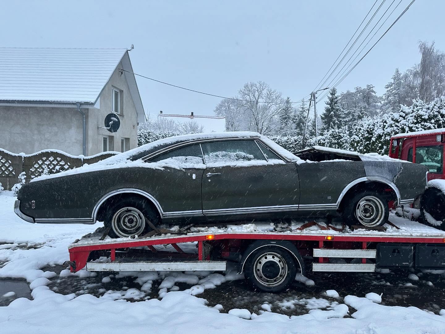 Oldsmobile Delta 88 restomod